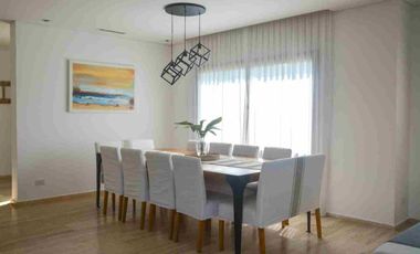 Venta de  Casa Amueblada en Las Tipas Nordelta