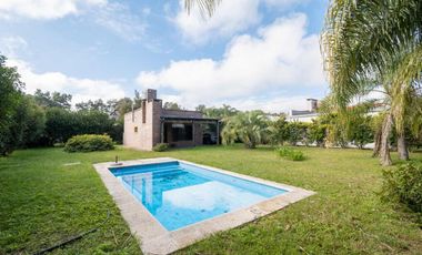 Casa quinta en PORTAL DEL LEYES A PASOS DE LA RUTA