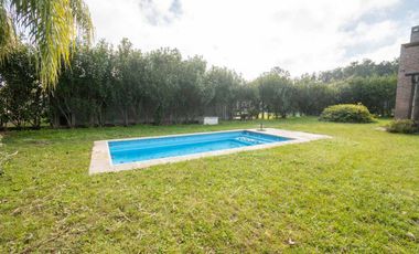 Casa quinta en PORTAL DEL LEYES A PASOS DE LA RUTA