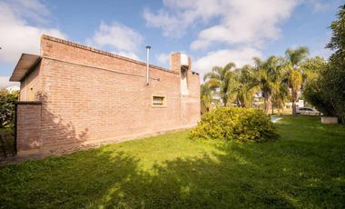 Casa quinta en PORTAL DEL LEYES A PASOS DE LA RUTA