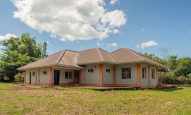 3 Bedroom House on 5964 SQM Lot For Sale in Botolan, Zambales