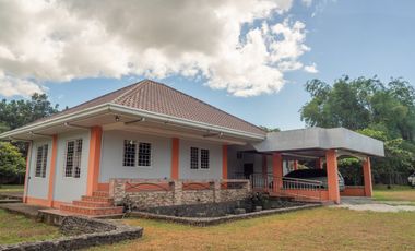 3 Bedroom House on 5964 SQM Lot For Sale in Botolan, Zambales