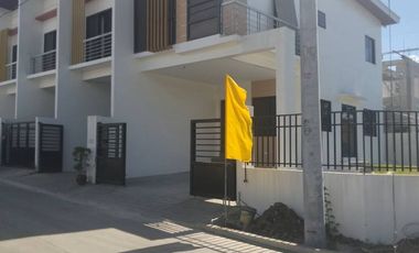 3 Bedrooms Near Metro Manila Molino 7 Bacoor Cavite