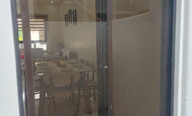 3 Bedroom modern townhouse at the border of las piñas ang bacoor