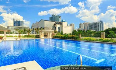 Torre de manila 1bedroom corner unit with parking for sale