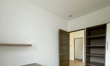 FOR SALE MODERN BRAND NEW HOUSE AT VILLA DE TOLEDO, STA ROSA LAGUNA