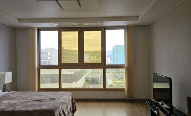 FOR RENT: Residential Condo Unit in Clark