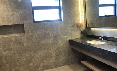 BRAND NEW SAN JUAN TOWN HOUSE