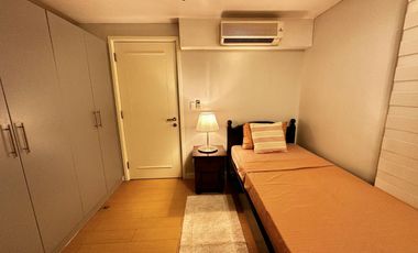 Vivant Flats 2 BR Condominium unit for Sale