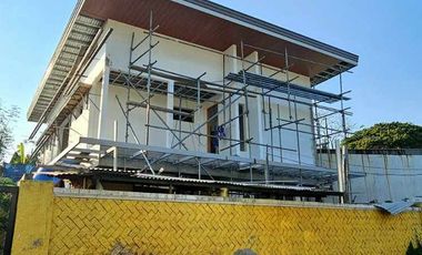 BF Home Brand New Two- Storey with swimming pool in Paranaque City for Sale