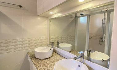 Modern 3 bedroom House for sale