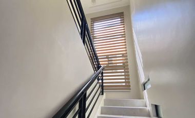 Modern 3 bedroom House for sale