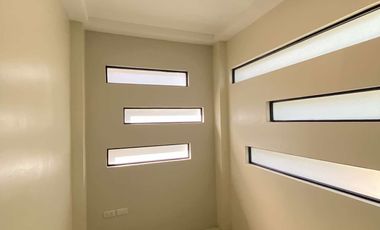 Modern 3 bedroom House for sale