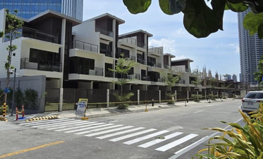 Brand New Century Nuliv Townvillas 3 bedroom for Lease