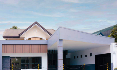 Newly Renovated and Modern Classic Design House and Lot For Sale in Mandaluyong