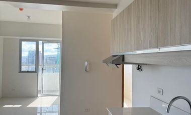 Rush Assume Two Bedroom Corner Unit with Balcony at Taft East Gate Ayala