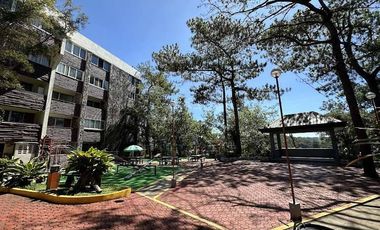 2 Bedroom Luxurious Condo Unit with 2 Parking NEAR MINES VIEW PARK (Europa)