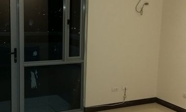 Studio Unit for Rent in Manhattan Heights, Tower A Araneta Cubao, Quezon City