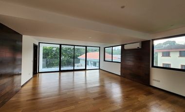 House and Lot For Sale at Hillsborough Village Alabang, Muntinlupa City
