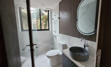 House and Lot For Sale at Hillsborough Village Alabang, Muntinlupa City