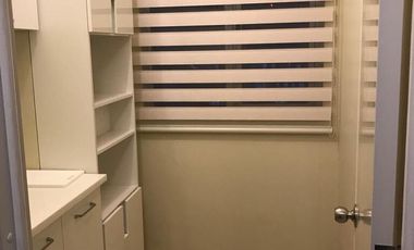 2BR Loft Type Unit with Parking FOR LEASE / RENT at Avida Towers 34th Street BGC Taguig