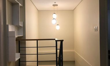 2BR Loft Type Unit with Parking FOR LEASE / RENT at Avida Towers 34th Street BGC Taguig