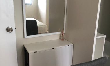 2BR Loft Type Unit with Parking FOR LEASE / RENT at Avida Towers 34th Street BGC Taguig