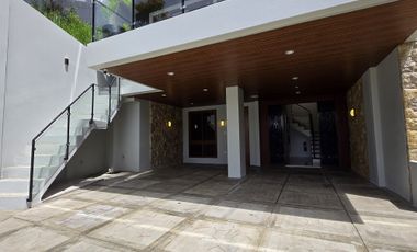 Spacious House & Lot in Subdivision, Baguio City