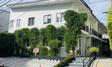 BF HOMES 8 DOOR APARTMENT FOR SALE