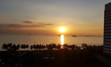 2-BR w/ Maids Room Fully Furnished Condo 92 sqm Manila Bay near MOA