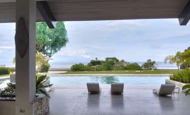 2 storey, 2 bedroom beach house