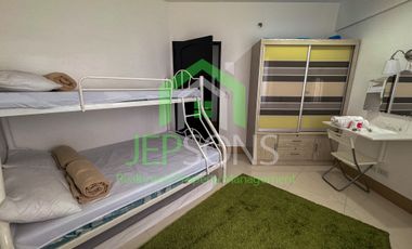 1 Bedroom Condo
