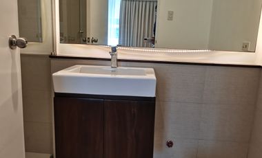 3 bedrooms Condominium in Cebu I.T Park, Cebu City