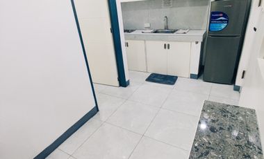 NEWSU1 High-Tech Fully Furnished SAFE Condo Apartment SwimmingPool Angeles City