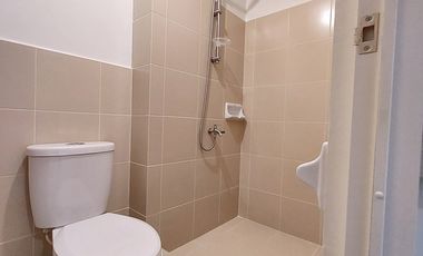 For Rent Studio Deluxe Condo Unit in Highway Hills, Mandaluyong at Pioneer Heights I | 26.99sqm