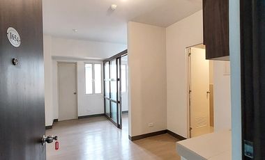 For Rent Studio Deluxe Condo Unit in Highway Hills, Mandaluyong at Pioneer Heights I | 26.99sqm