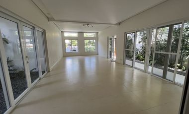 House and Lot for Sale in Bf Homes, Parañaque City