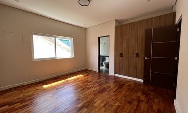 House and Lot for Sale in Bf Homes, Parañaque City