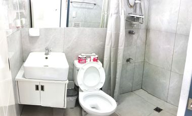 NEWSU12 High-Tech Fully Furnished SAFE Condo Apartment SwimmingPool Angeles City