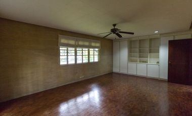 Spacious 4 Bedroom House FOR RENT in Dasmarinas Village, Makati