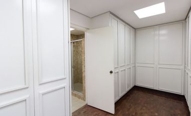 Spacious 4 Bedroom House FOR RENT in Dasmarinas Village, Makati