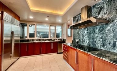 ONE ROXAS TRIANGLE: 4BR Penthouse For Rent, 527 sqm, Facing Manila Bay, 4 parkng