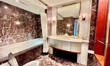 ONE ROXAS TRIANGLE: 4BR Penthouse For Rent, 527 sqm, Facing Manila Bay, 4 parkng