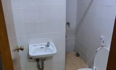 Penthouse in Kingswood Condominium