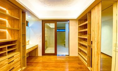 FOR SALE: RESORT TYPE 3 STOREY MODERN DESIGN HOUSE AND LOT IN ALABANG WEST