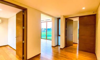 FOR SALE: RESORT TYPE 3 STOREY MODERN DESIGN HOUSE AND LOT IN ALABANG WEST