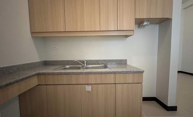 2BR Penthouse Condo with Parking for Sale at The Atherton, Parañaque City