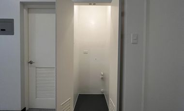 2BR Penthouse Condo with Parking for Sale at The Atherton, Parañaque City