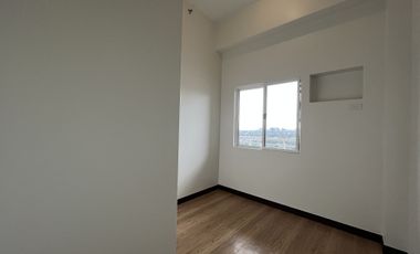 2BR Penthouse Condo with Parking for Sale at The Atherton, Parañaque City