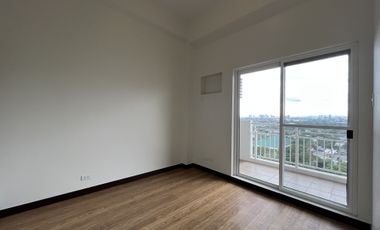 2BR Penthouse Condo with Parking for Sale at The Atherton, Parañaque City